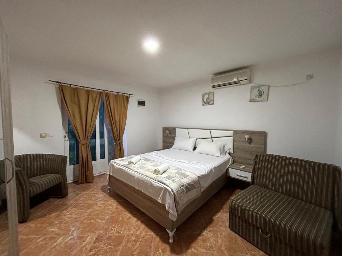 Christopher'S Apartments Ulcinj Eksteriør bilde